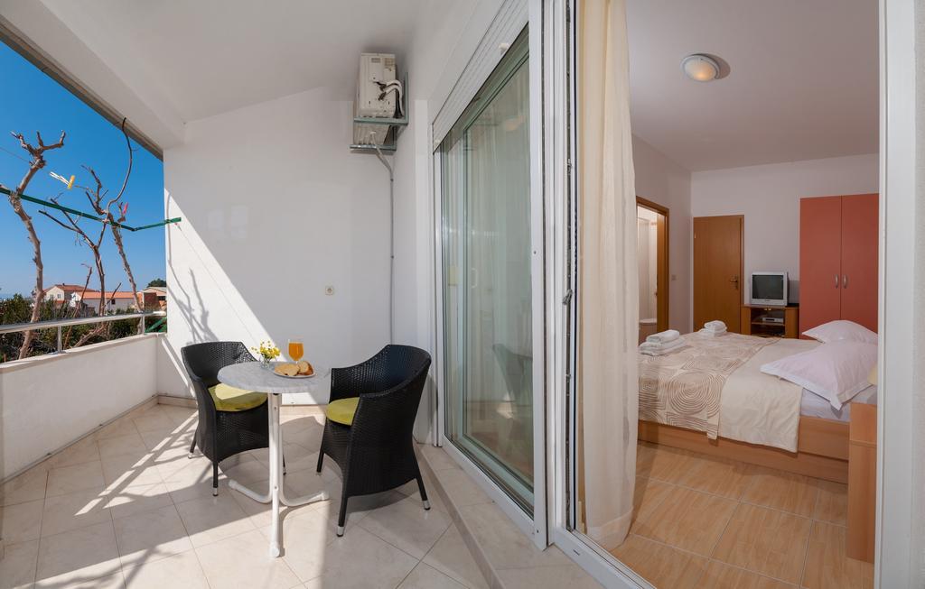 شقة House Marta Baška Voda الغرفة الصورة