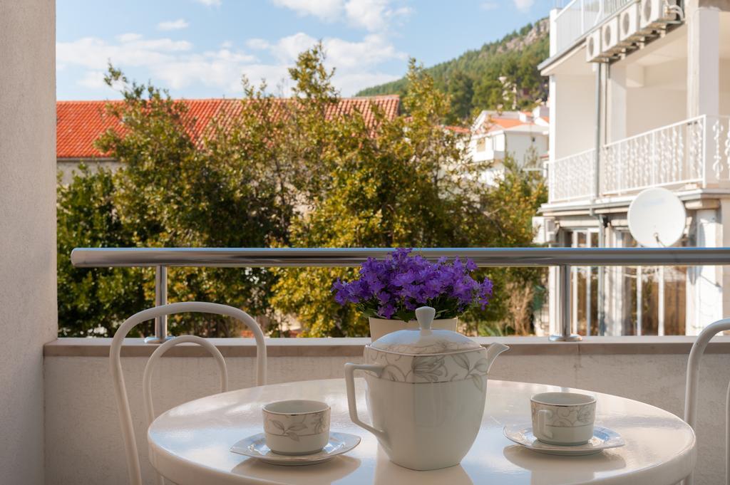 شقة House Marta Baška Voda الغرفة الصورة