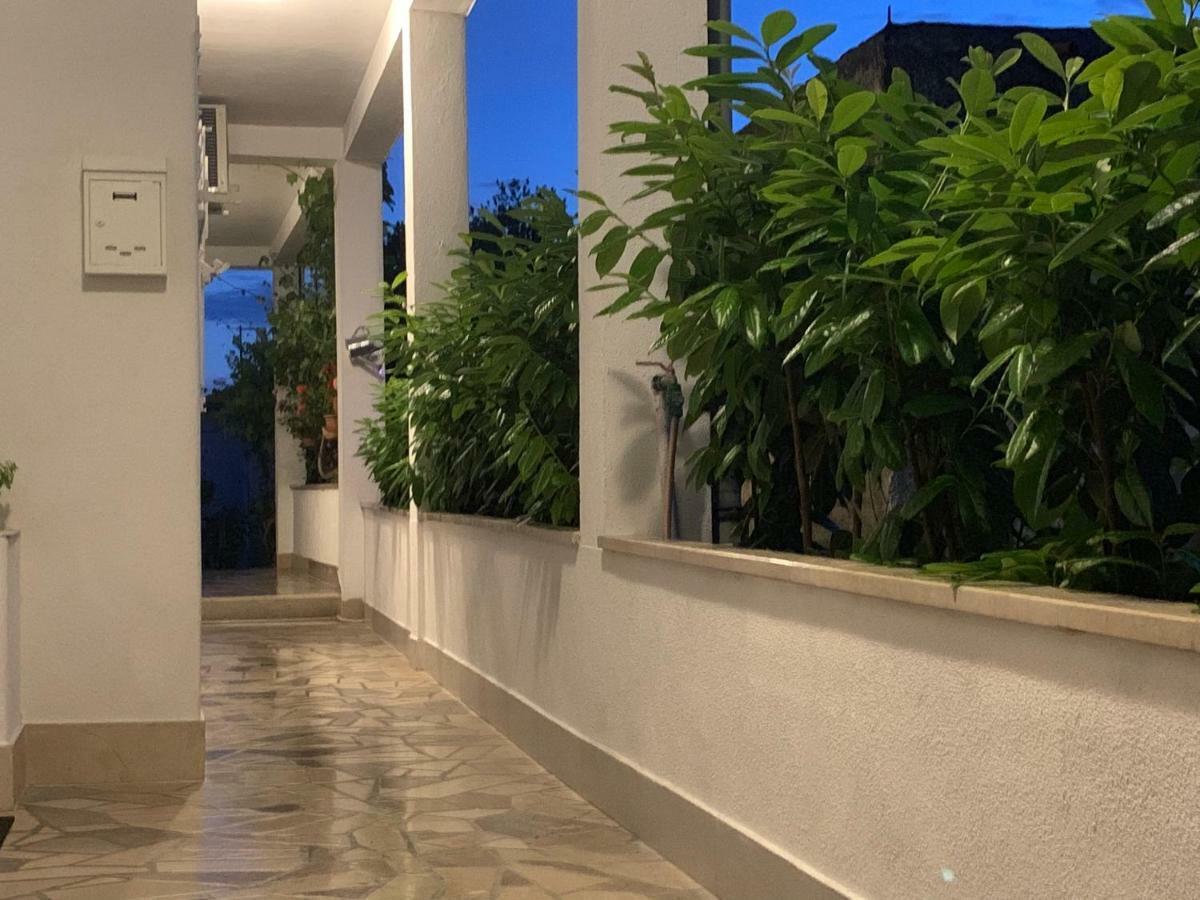 شقة House Marta Baška Voda المظهر الخارجي الصورة